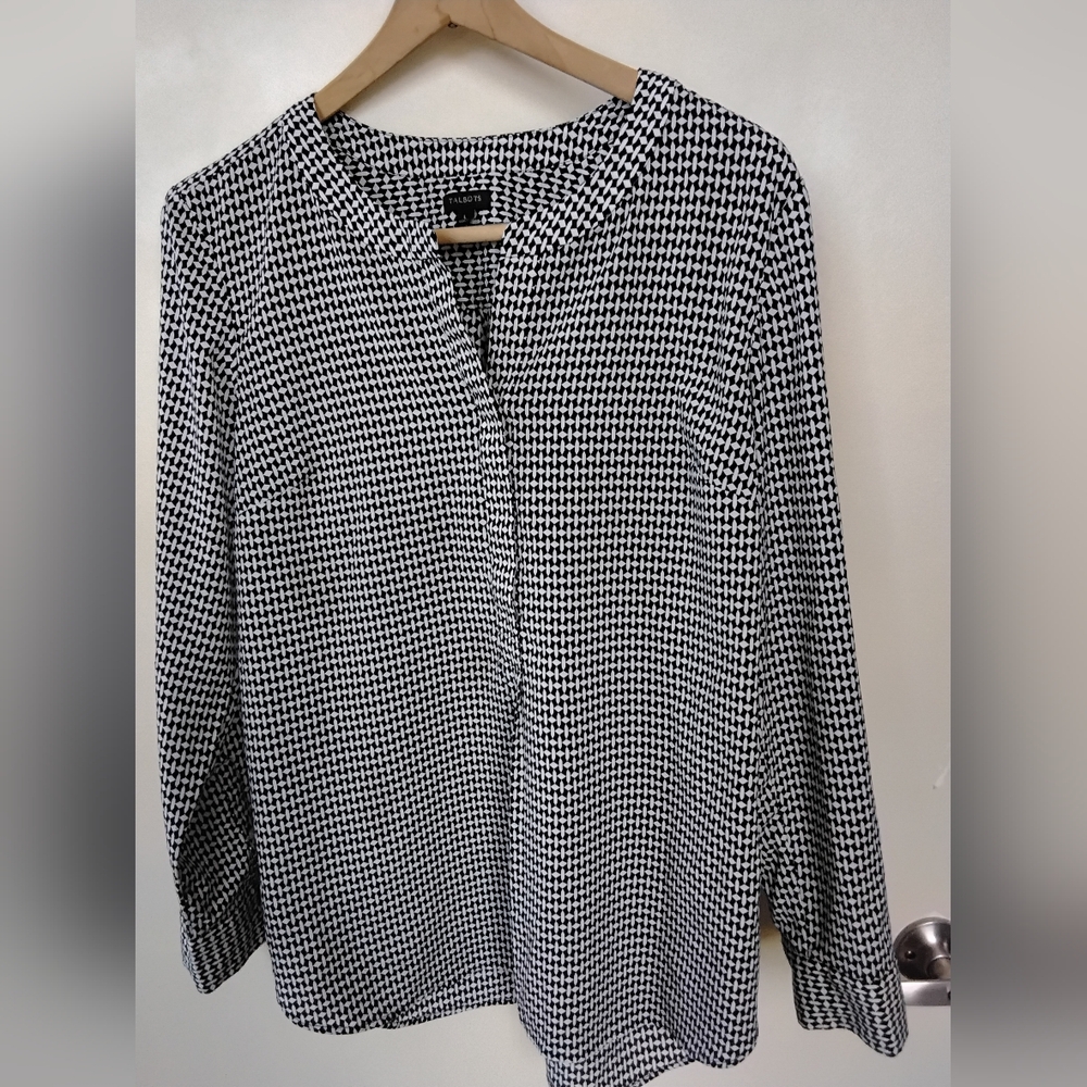 Talbots Collection Black & White Houndstooth Split-Neck Blouse